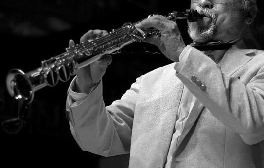 英国365上市公司