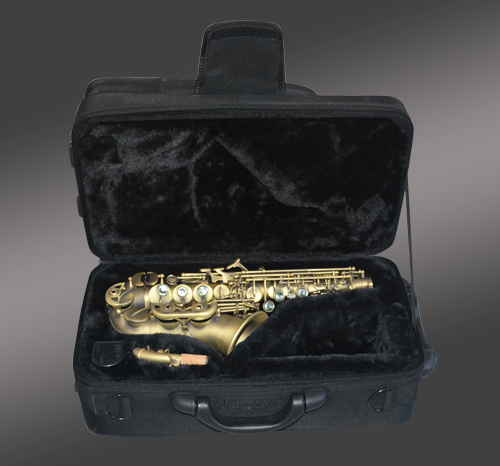 您还在为背着沉重的萨克斯包而苦恼吗?英国365上市公司为您排忧解难 您还在为背着沉重的萨克斯包而苦恼吗?英国365上市公司为您排忧解难