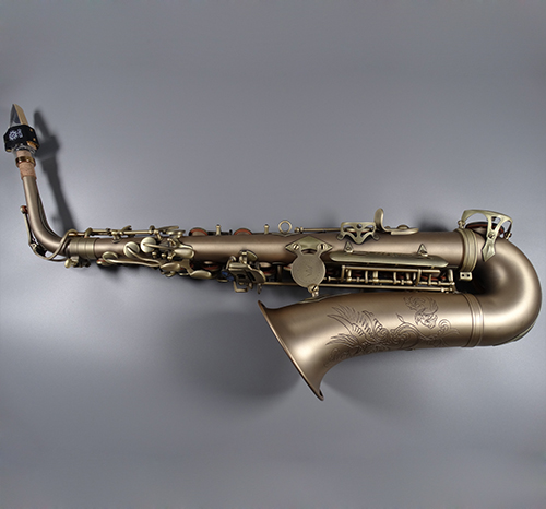 400仿古定制型中音萨克斯 400仿古定制型中音萨克斯